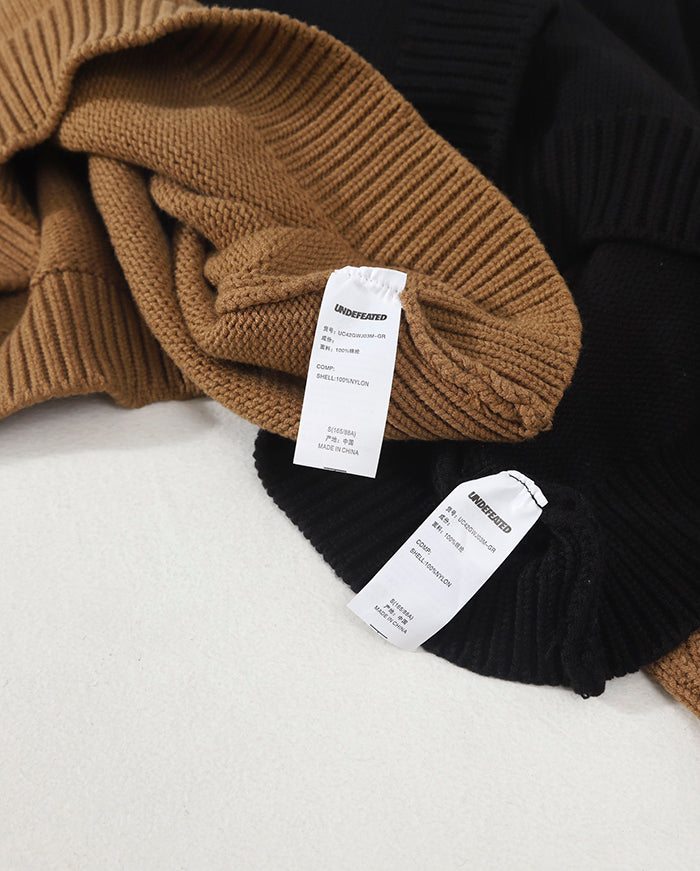 UNDEFEATED 5 Strike Crewneck 撞色線嵌針織衫