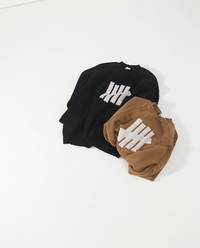 UNDEFEATED 5 Strike Crewneck 撞色線嵌針織衫