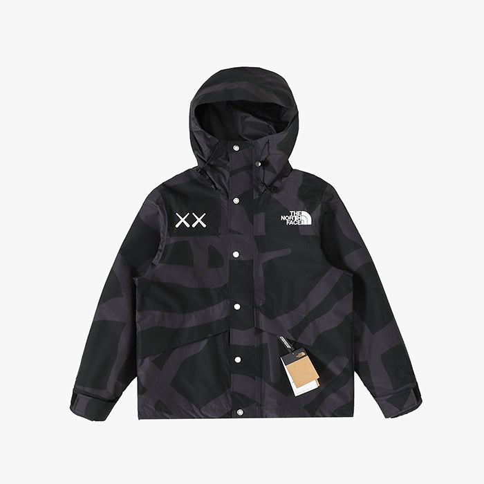 THE NORTH FACE x KAWS 1986 防潑水機能外套