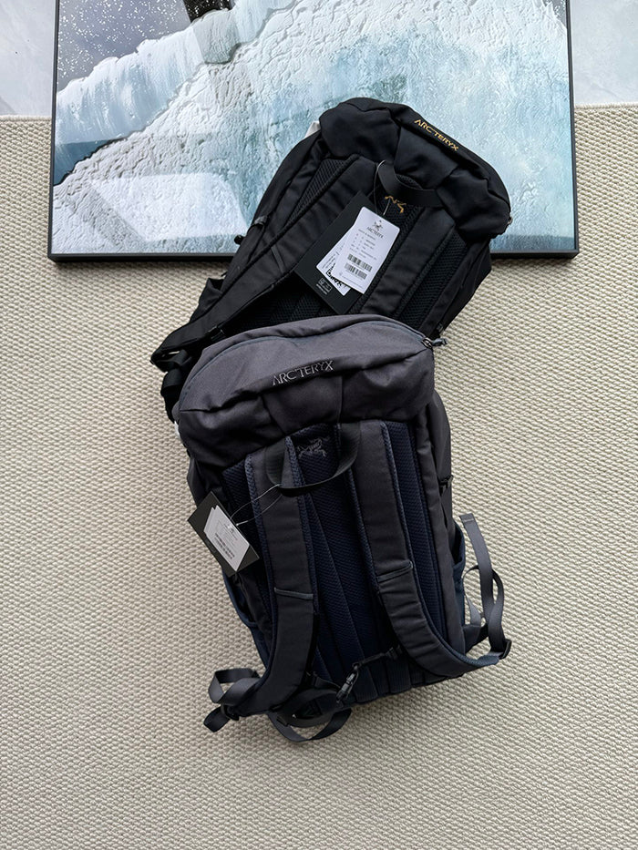 ARC’TERYX Mantis 20L Backpack 始祖鳥多功能背包