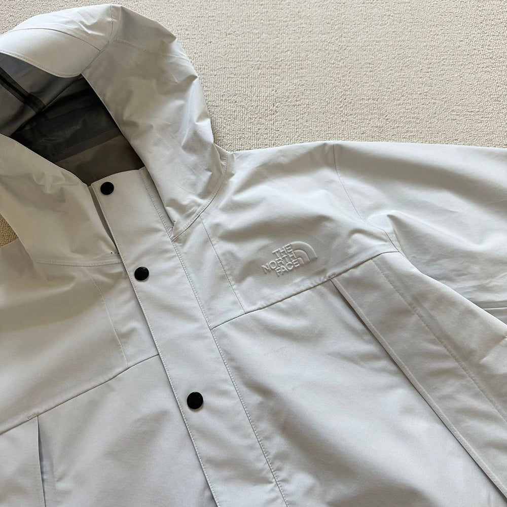 The North Face UNDYED GORE-TEX 超強機能硬殼衝鋒衣