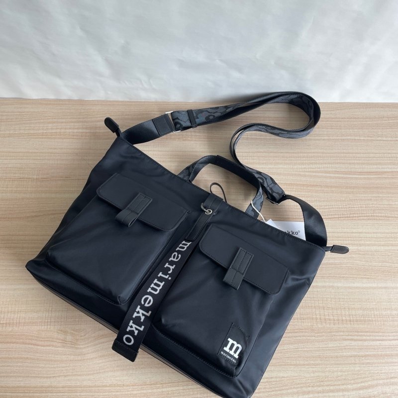 Marimekko Shoulder Bag 尼龍萬用包 - VANASH