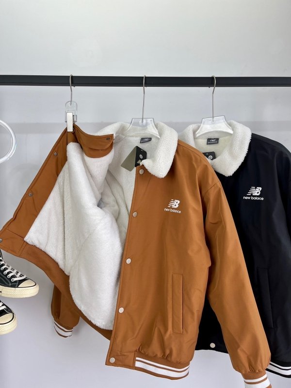 NEW BALANCE 羊羔絨棒球外套 - VANASH