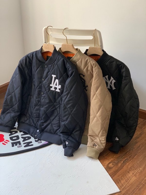 NEW ERA 美國大聯盟 後背刺繡絎縫鋪棉飛行外套 - VANASH