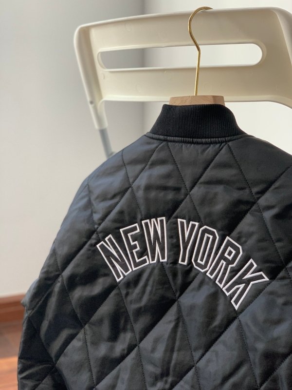 NEW ERA 美國大聯盟 後背刺繡絎縫鋪棉飛行外套 - VANASH