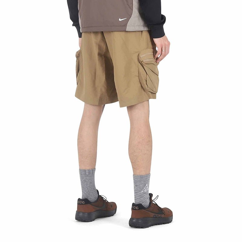 NIKE ACG 機能口袋工裝短褲 - VANASH