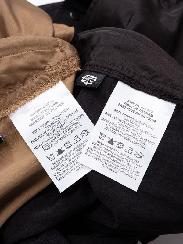 NIKE ACG 機能口袋工裝短褲 - VANASH
