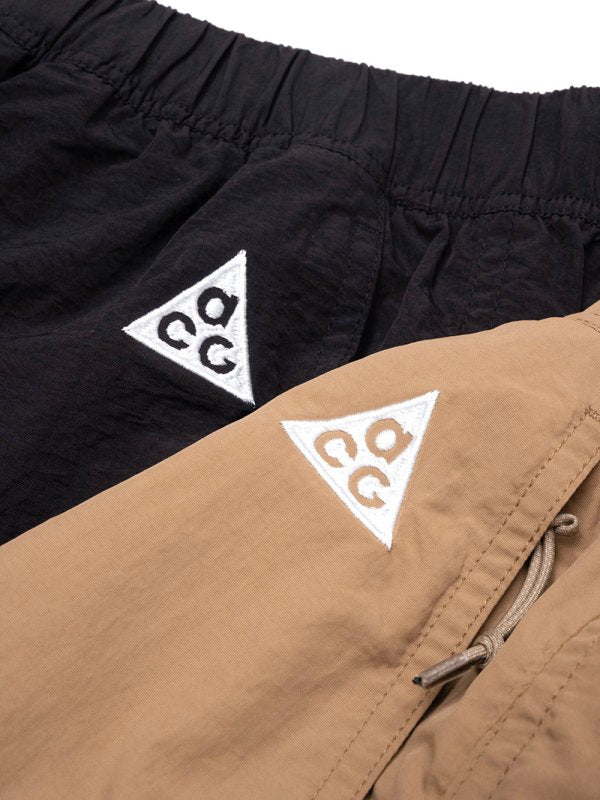 NIKE ACG 機能口袋工裝短褲 - VANASH