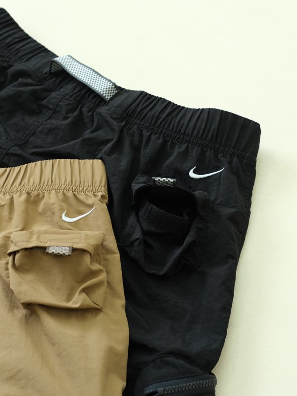 NIKE ACG 機能口袋工裝短褲 - VANASH