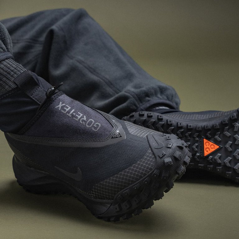NIKE ACG MOUNTAIN FLY GORE-TEX 機能運動登山鞋 CT2904-002 - VANASH