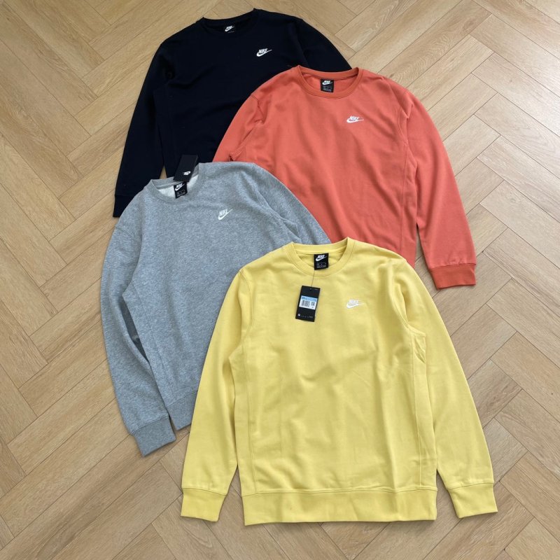 NIKE SPORTSWEAR CLUB 經典刺繡圓領衛衣 - VANASH