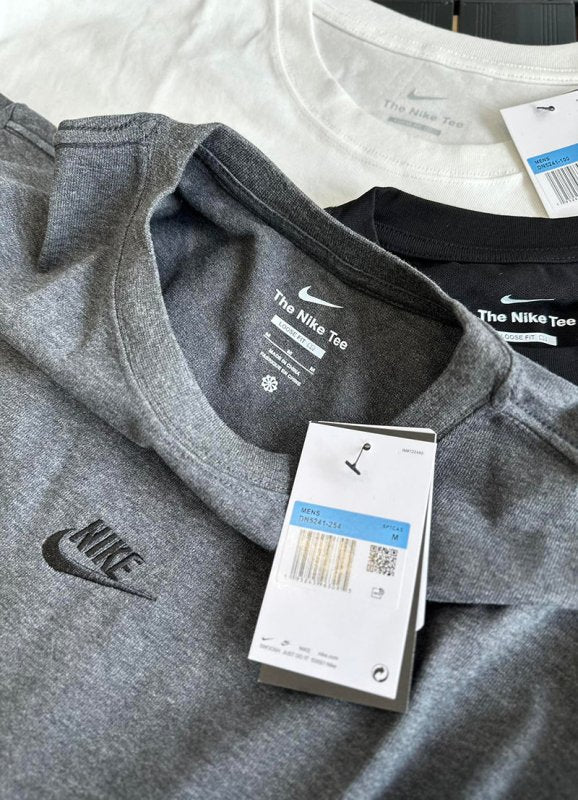NIKE 基本款運動短袖T恤 - VANASH