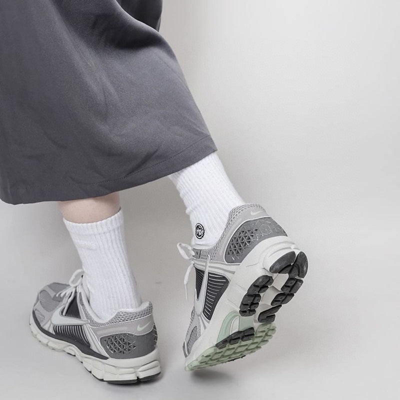 Nike W Zoom Vomero 5 Cobblestone 黑灰色 FB8825-001 - VANASH
