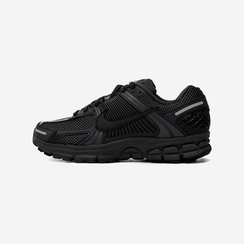 NIKE ZOOM VOMERO 5 SP 復古慢跑鞋-黑色款 - VANASH