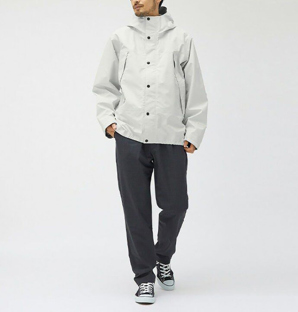 The North Face UNDYED GORE-TEX 超強機能硬殼衝鋒衣