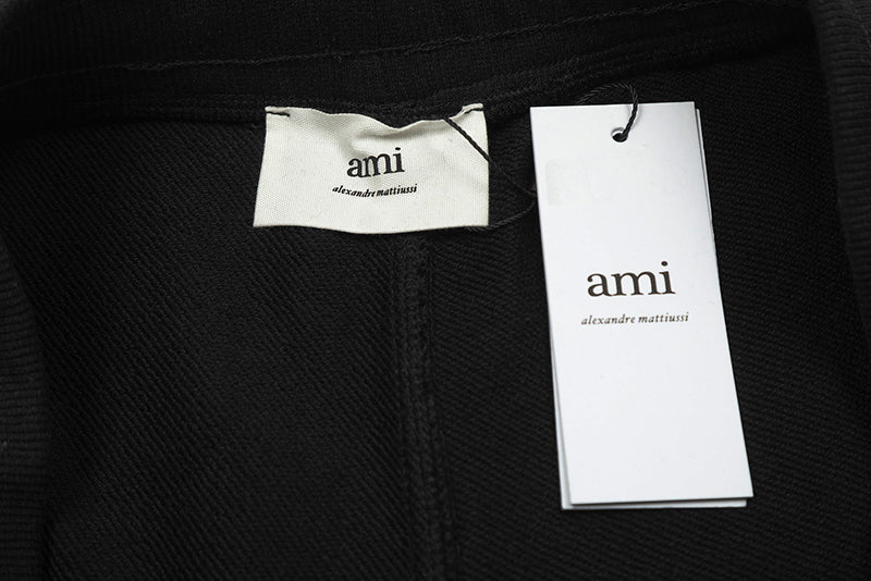 AMI PARIS 刺繡愛心經典款短褲