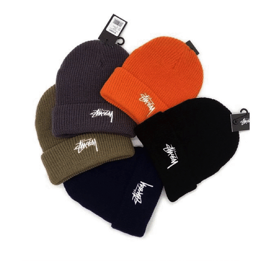 STUSSY 粗針反折毛帽