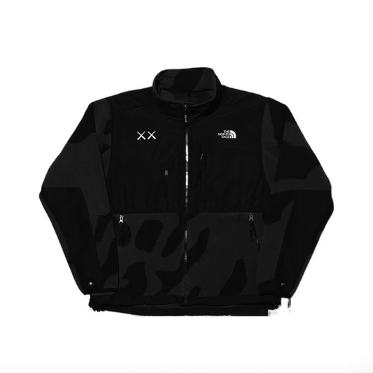 The North Face x Kaws 聯名羊羔絨立領外套