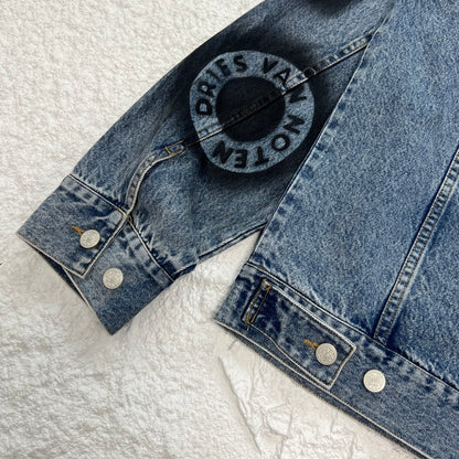 STUSSY x DVN 聯名手繪塗鴉水洗牛仔外套