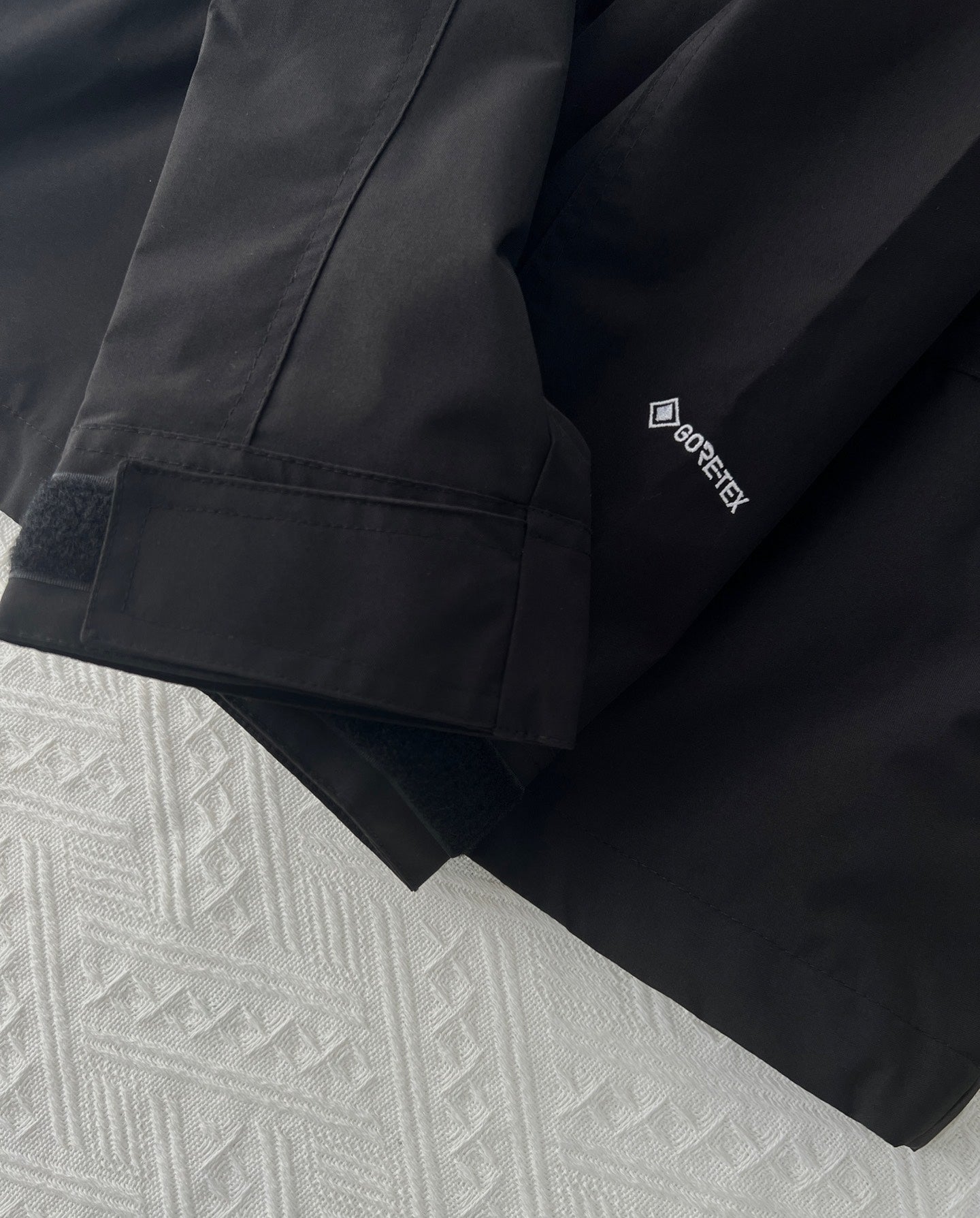 THE NORTH FACE MOUNTAIN LIGHT JACKET GORE-TEX 北臉防水透氣夾克