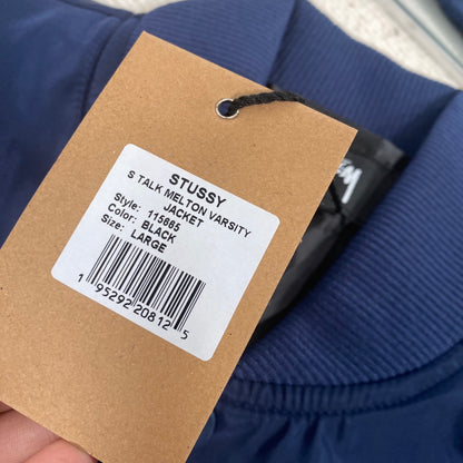 STUSSY 字母刺繡緞面棒球服外套