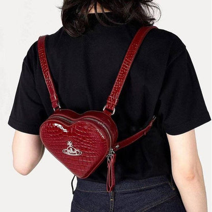 Vivienne Westwood 鱷魚壓紋迷你愛心背包