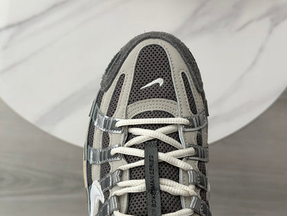 NIKE P-6000  FN7509-029 復古運動鞋-礦石灰