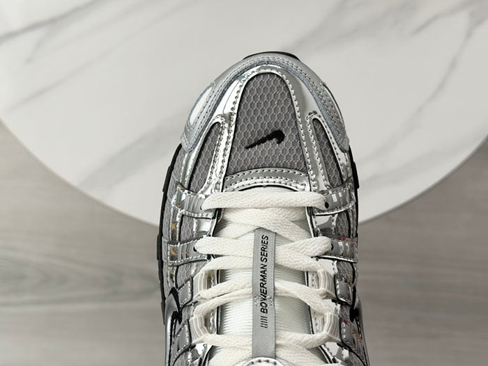 NIKE P-6000 CN0149-001 復古運動鞋-金屬銀