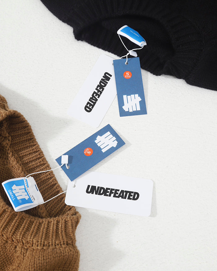 UNDEFEATED 5 Strike Crewneck 撞色線嵌針織衫