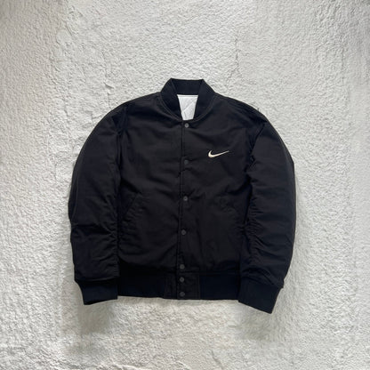 STUSSY x NIKE 聯名雙面穿衍縫鋪棉夾克