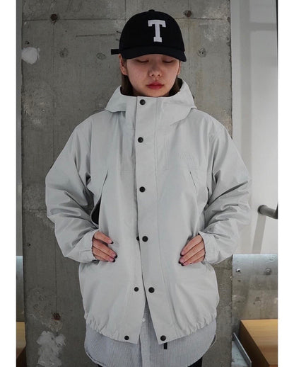 The North Face UNDYED GORE-TEX 超強機能硬殼衝鋒衣