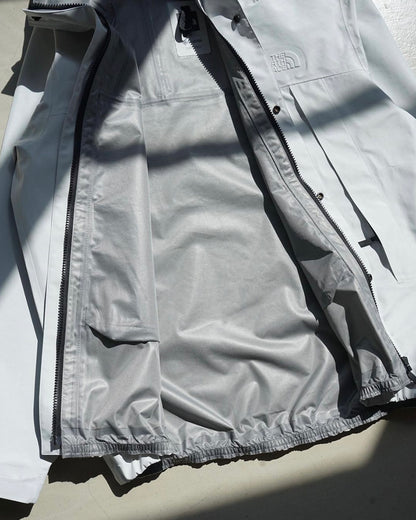 The North Face UNDYED GORE-TEX 超強機能硬殼衝鋒衣