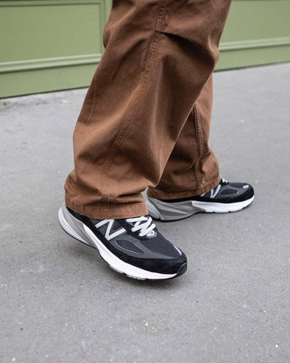 New Balance Black 990 V6 Core 復古運動鞋 - 黑灰 - VANASH