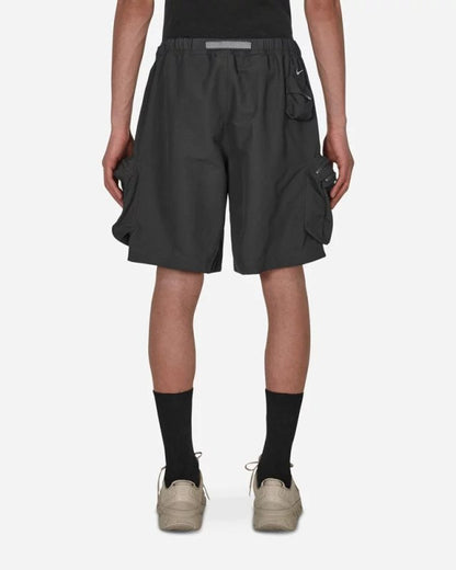 NIKE ACG 機能口袋工裝短褲 - VANASH