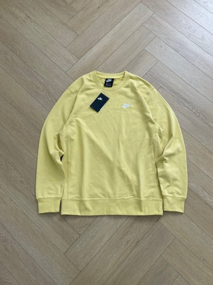 NIKE SPORTSWEAR CLUB 經典刺繡圓領衛衣 - VANASH