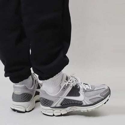 Nike W Zoom Vomero 5 Cobblestone 黑灰色 FB8825-001 - VANASH