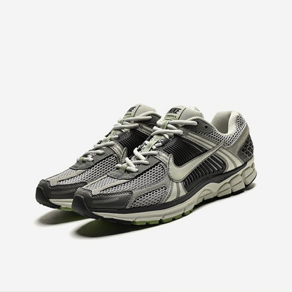 Nike W Zoom Vomero 5 Cobblestone 黑灰色 FB8825-001 - VANASH
