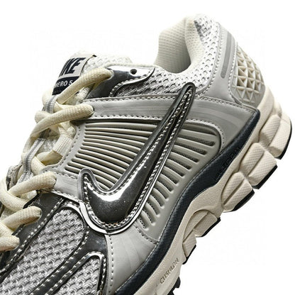 Nike Zoom Vomero 5 Photon Dust Metallic Silver 白銀 慢跑鞋 FD0884-025 - VANASH