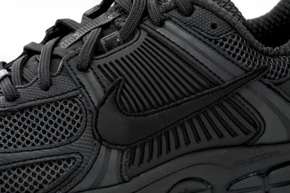 NIKE ZOOM VOMERO 5 SP 復古慢跑鞋-黑色款 - VANASH