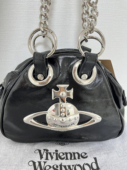 Vivienne Westwood 金屬龐克鏈條斜跨包