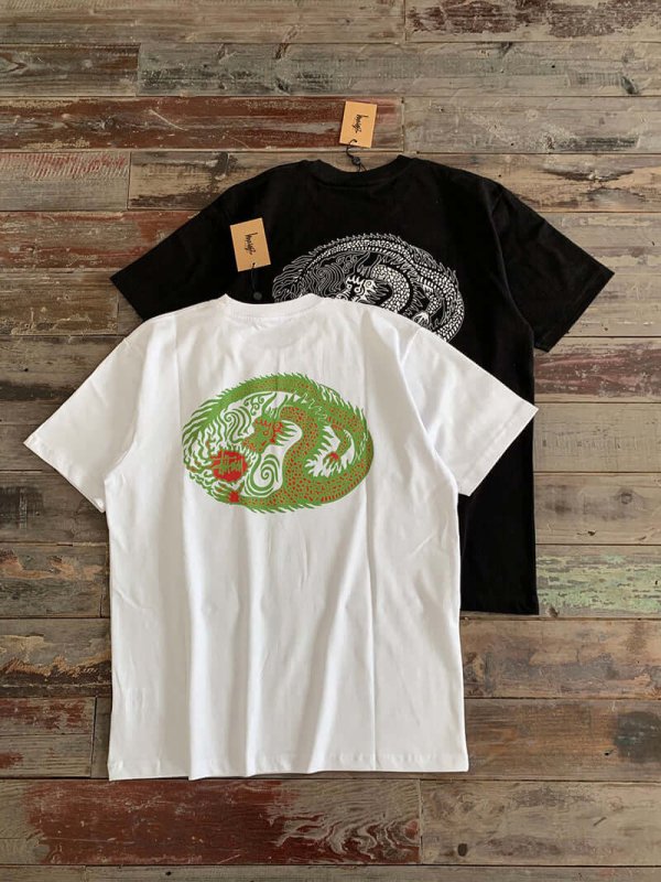 - 全新特價 - STUSSY 龍年限定祥龍圖騰短袖T恤(白色) - VANASH